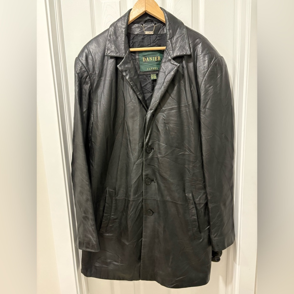 Danier Black Leather Men's Trench Coat Button up Faux men’s large CLEAR OUT SALE